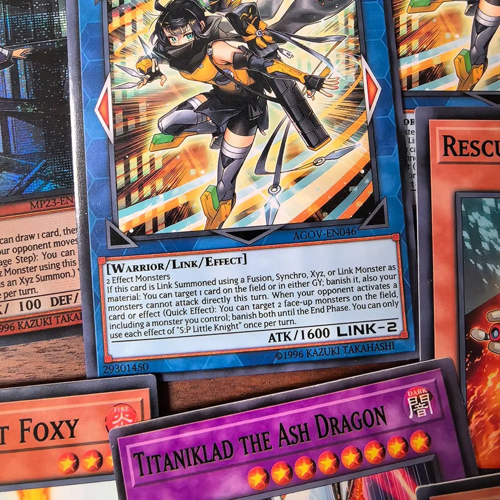 54Pcs YU GI OH Cards Competive Structure Blue eyes Tyler Kurikara Branded yugioh cards - Maxwell shop